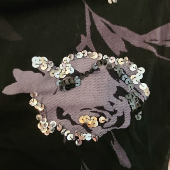 Beautiful Black Flowered Blouse by Express. - Picture 3 of 5